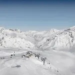 Arlberg Ski-in & Ski-out Access To Austrias Largest Area 3* シュトゥーベン・アム・アールベルク