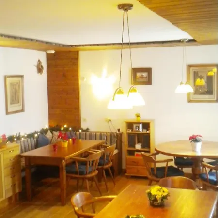 Arlberg Ski-in & Ski-out Bed & Breakfast Stuben am Arlberg