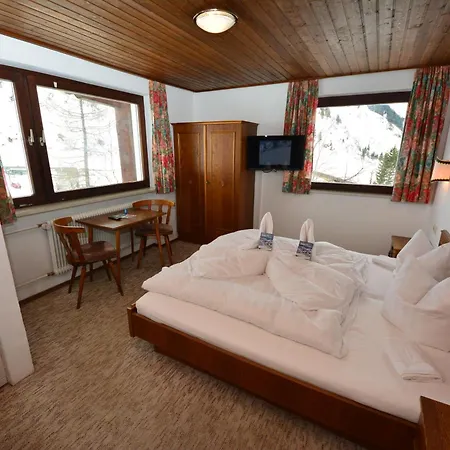 Arlberg Motel