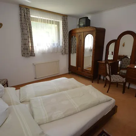Arlberg Motel *