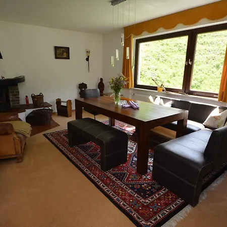 Arlberg Motel Bed & Breakfast