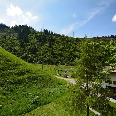 Bed & Breakfast Arlberg Motel Stuben am Arlberg