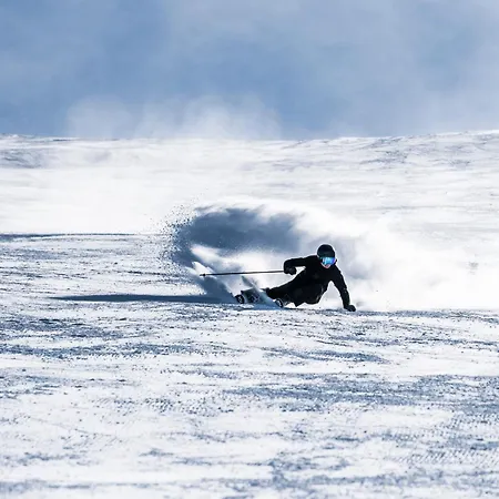 לינה וארוחת בוקר Arlberg Ski-in & Ski-out Access To Austrias Largest Area 3*