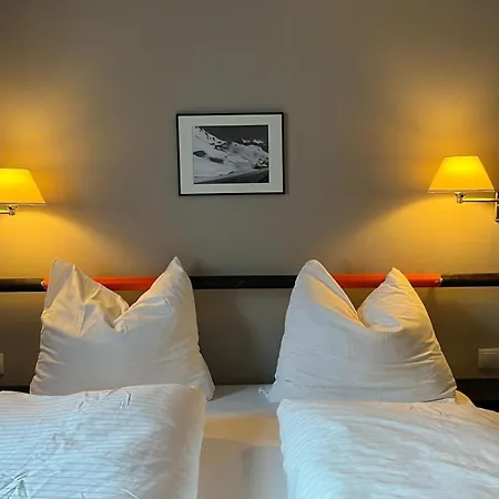 Arlberg Ski-in & Ski-out Access To Austrias Largest Area B&B 스투벤 암 아를베르크