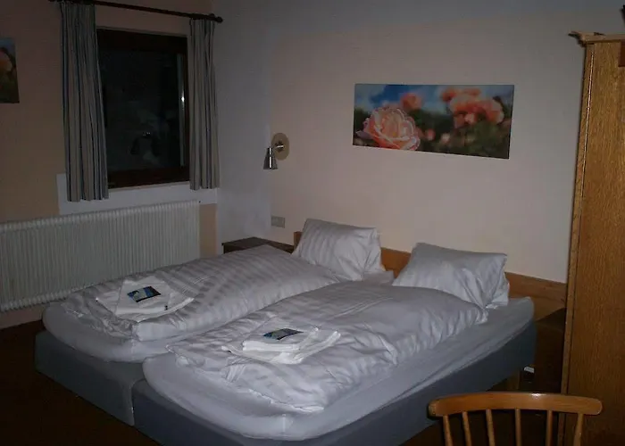 Arlberg Ski-in & Ski-out Access To Austrias Largest Area Bed & Breakfast Stuben am Arlberg